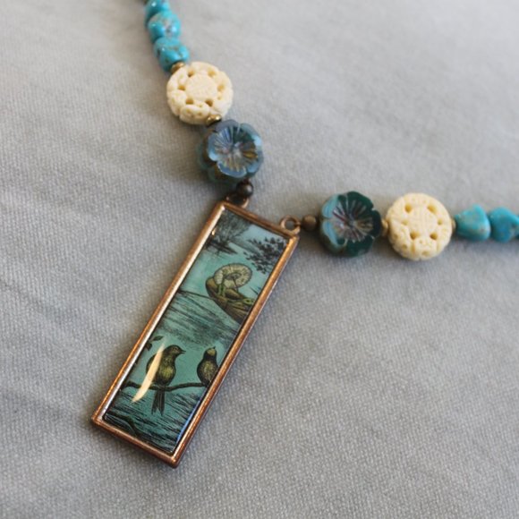 Turquoise and Carved Stone Pendant Necklance - Picture 3 of 5